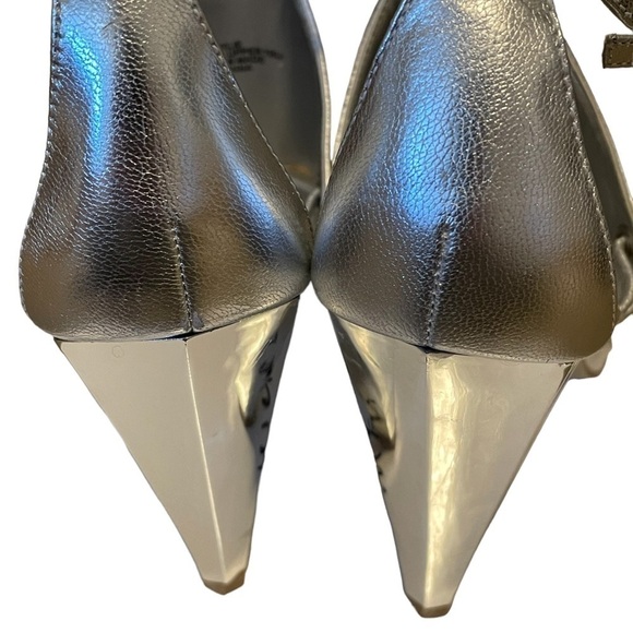 Nine West Y2K Silver Glitter Kidskin Size 7 - Picture 3 of 8